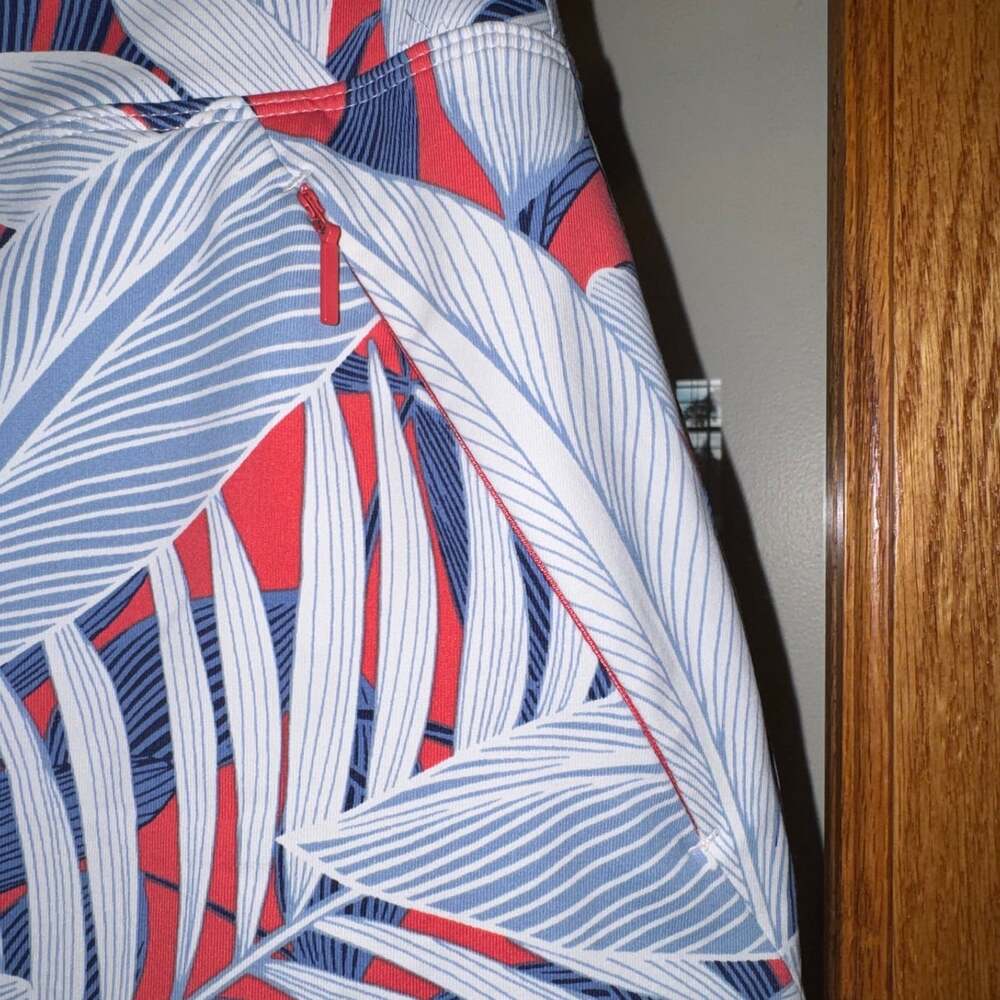 EUC TOMMY BAHAMA SZ L AUBREY ISLAND ZONE SKORT SKIRT BLUE WHITE ORANGE TROPICAL - Picture 3 of 11